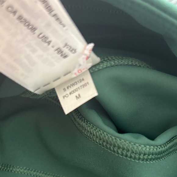 Vuori Athletic Shorts Daily Piped Shorts in Viridian color - Picture 5 of 7